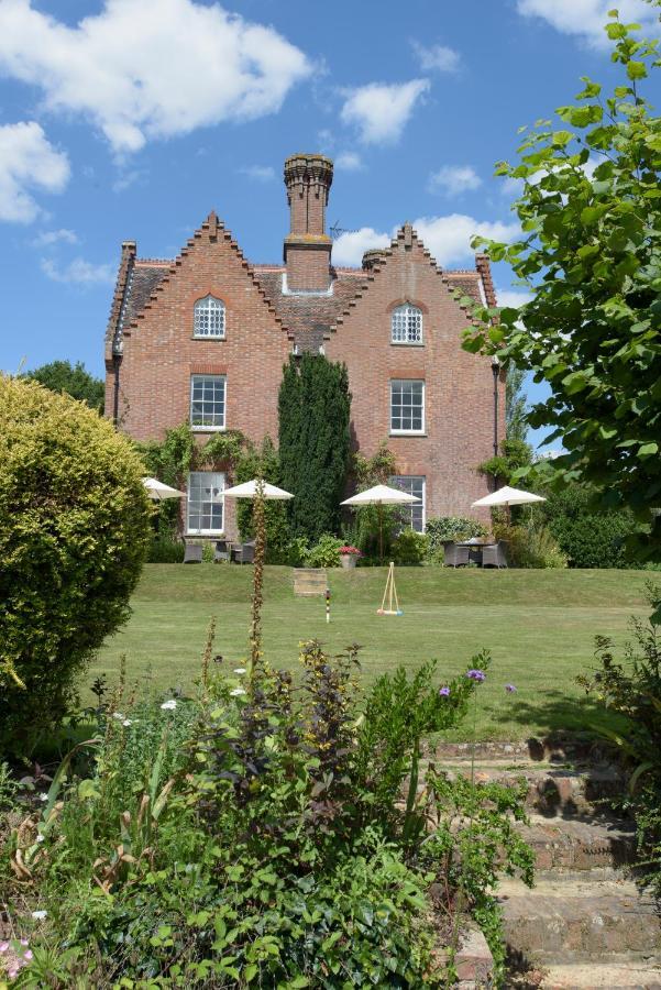 Sissinghurst Castle Farmhouse Exterior photo