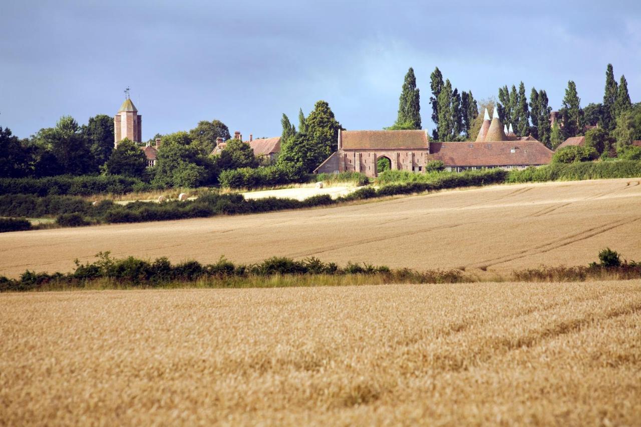 Sissinghurst Castle Farmhouse Exterior photo